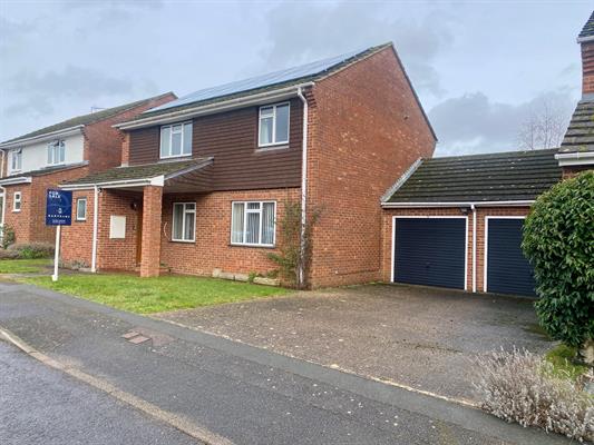 Godolphin Road, Seer Green
